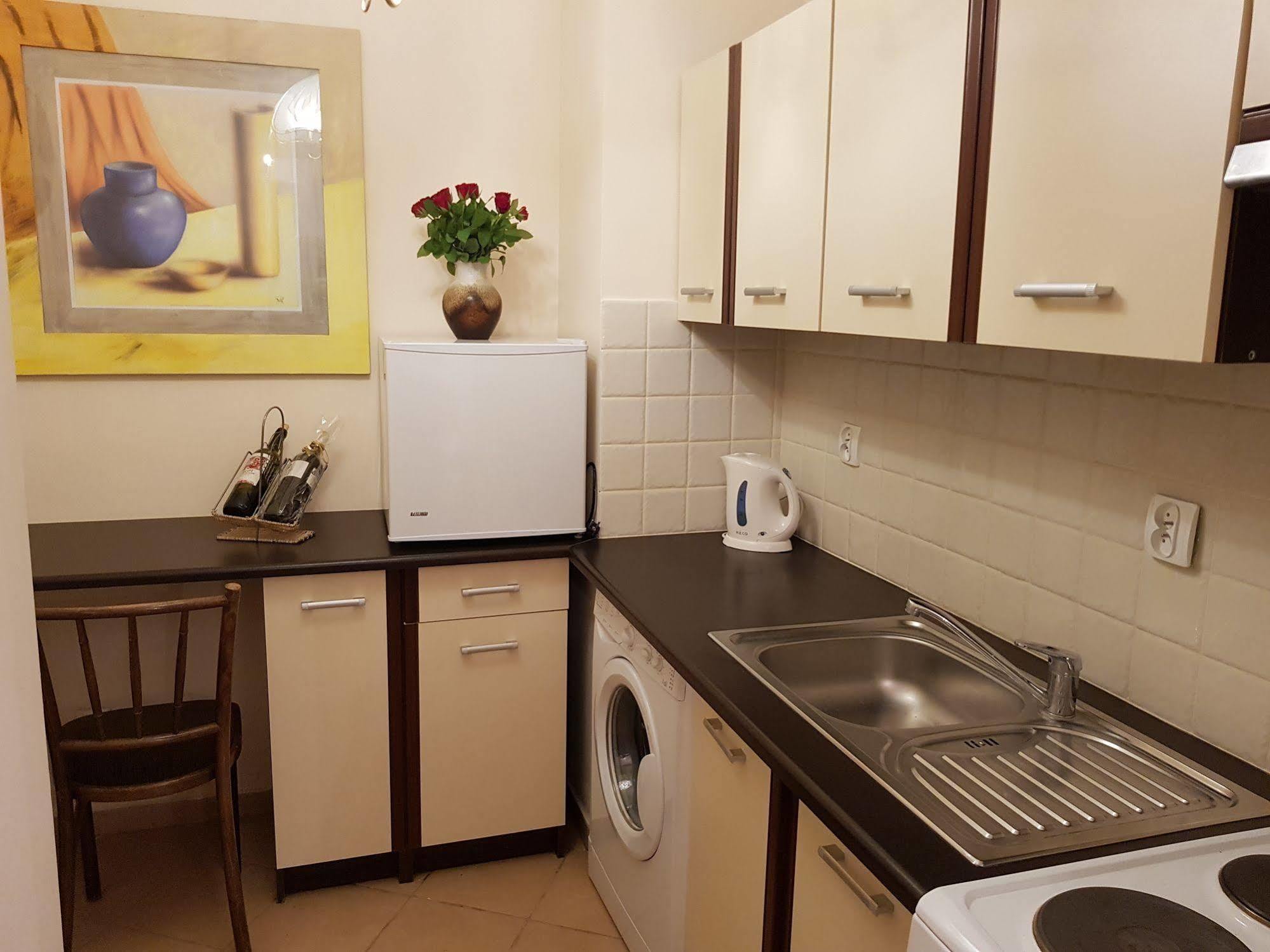 Molus Na Rynku Staromiejskim Apartment Torun