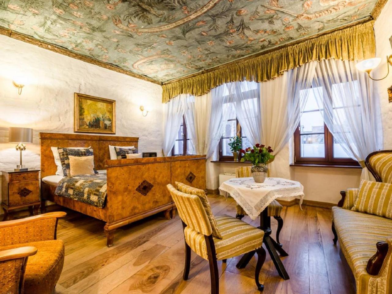 Molus Na Rynku Staromiejskim